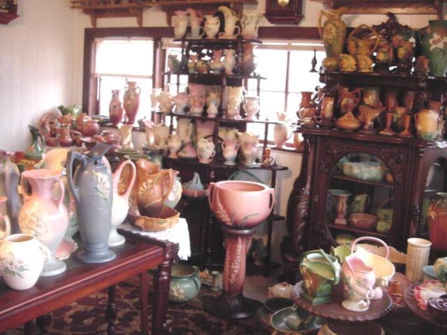 A  Roseville Collection.JPG