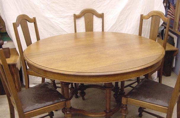 Oak Table And Chairs.JPG