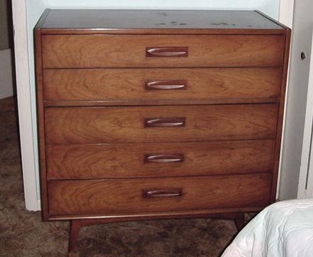 Chest Of Drawers.JPG